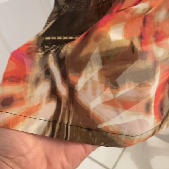 East 5th Plus SZ 2X Butterfly Print Semi Sheer Top - Picture 3 of 14